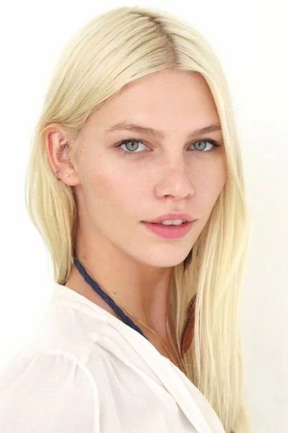 Aline Weber