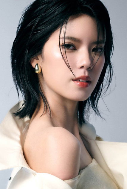 Apisara Lertwisettheerakul