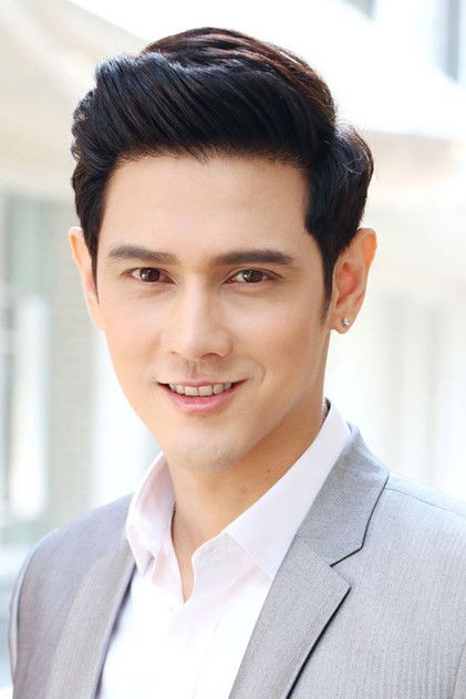 Khomsan Arunrueangsawat