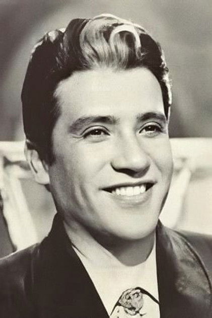 Miguel Aceves Mejía