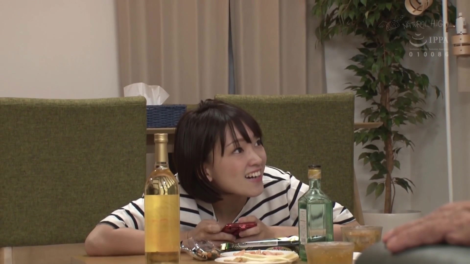 Even though her family is around, she secretly inserts her uncle’s cock while sitting on his lap and lets him creampie her