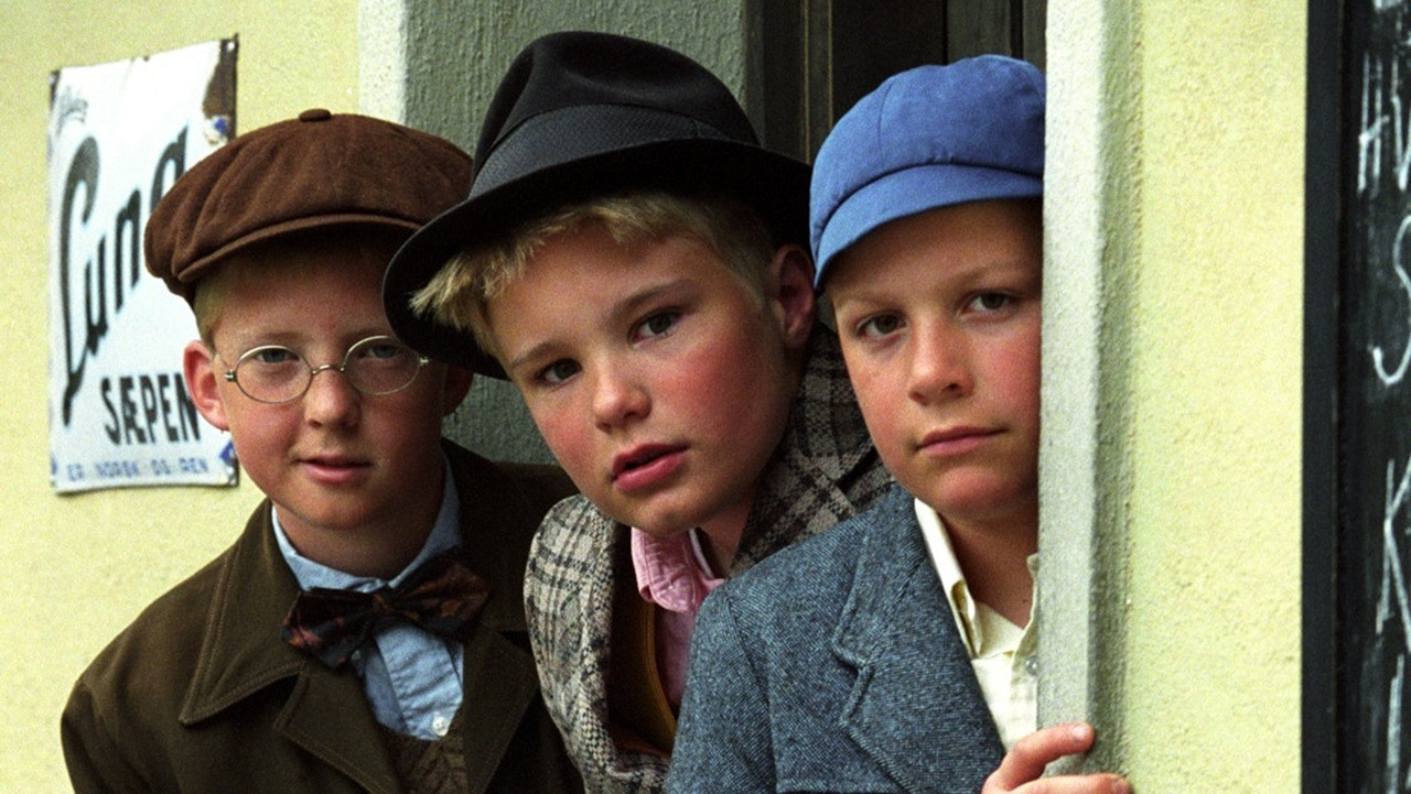 The Junior Olsen Gang Goes Submarine