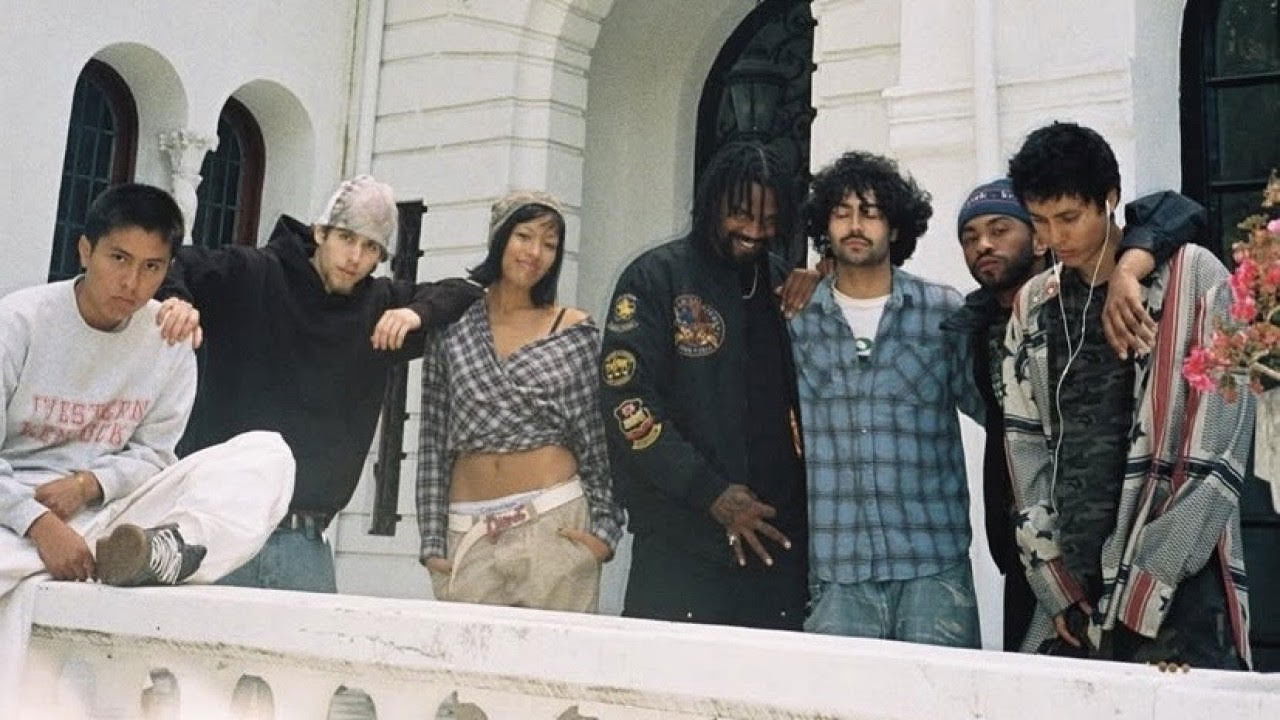 20005 - A Livestream Experience for ‘Blush’