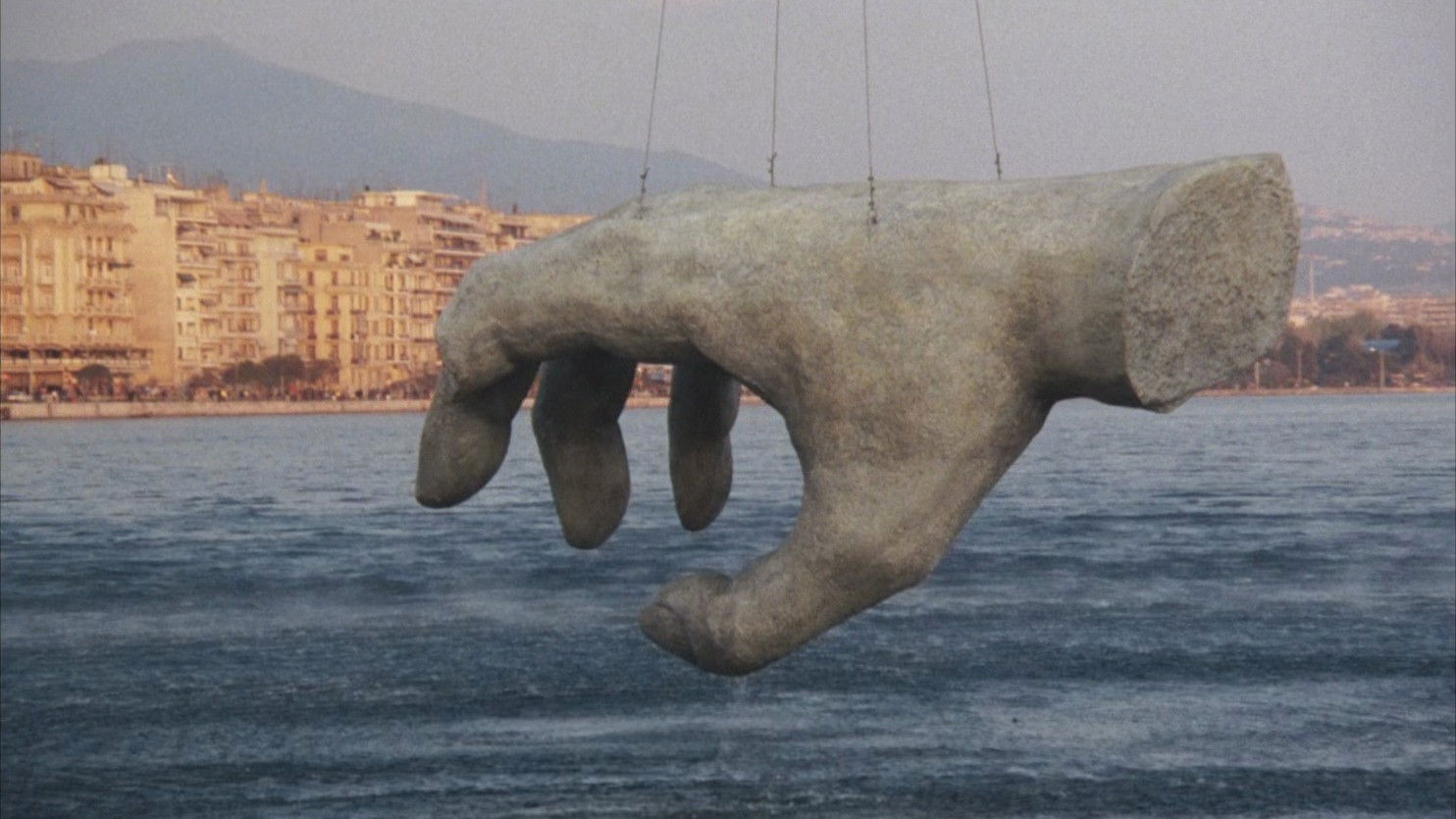 I have yesterday's hands, I'm missing tomorrow's