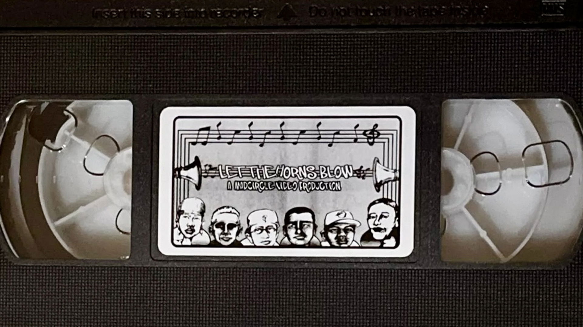 Mad Circle - Let The Horns Blow