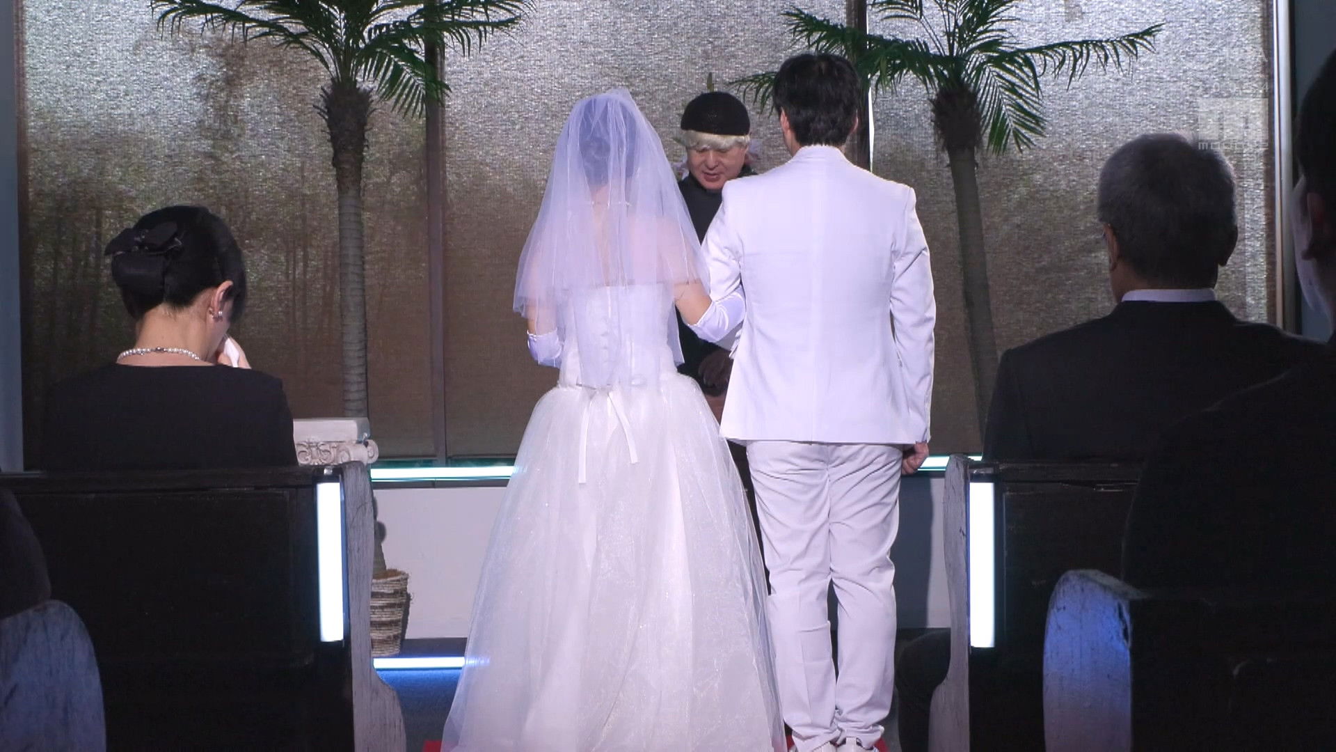 MIMK-202 If you don't have sex, you'll die. If you develop the disease, sex is obligatory. The live-action version of the series has sold over 220,000 copies! The first three episodes are all included in one volume! - Otsu Alice