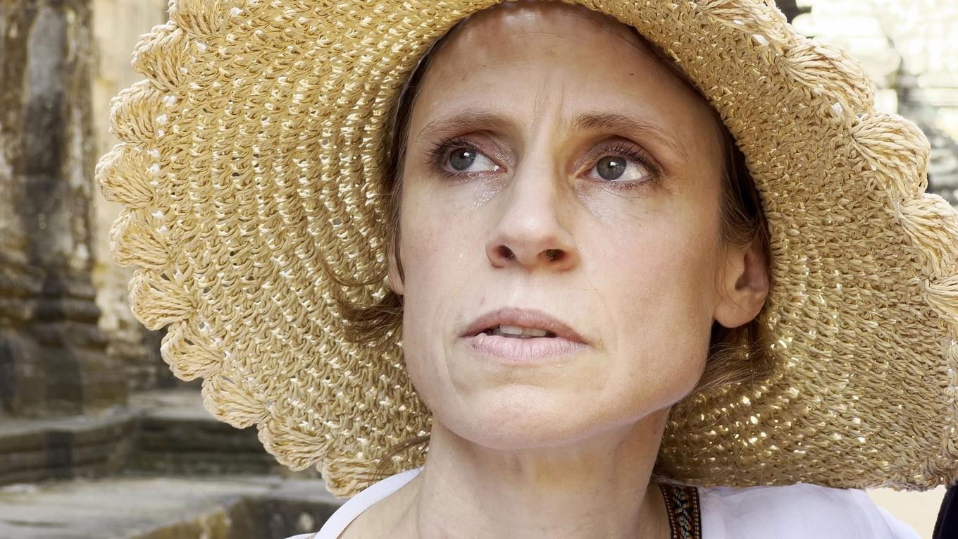 Angkor, Cambodia: Damiana