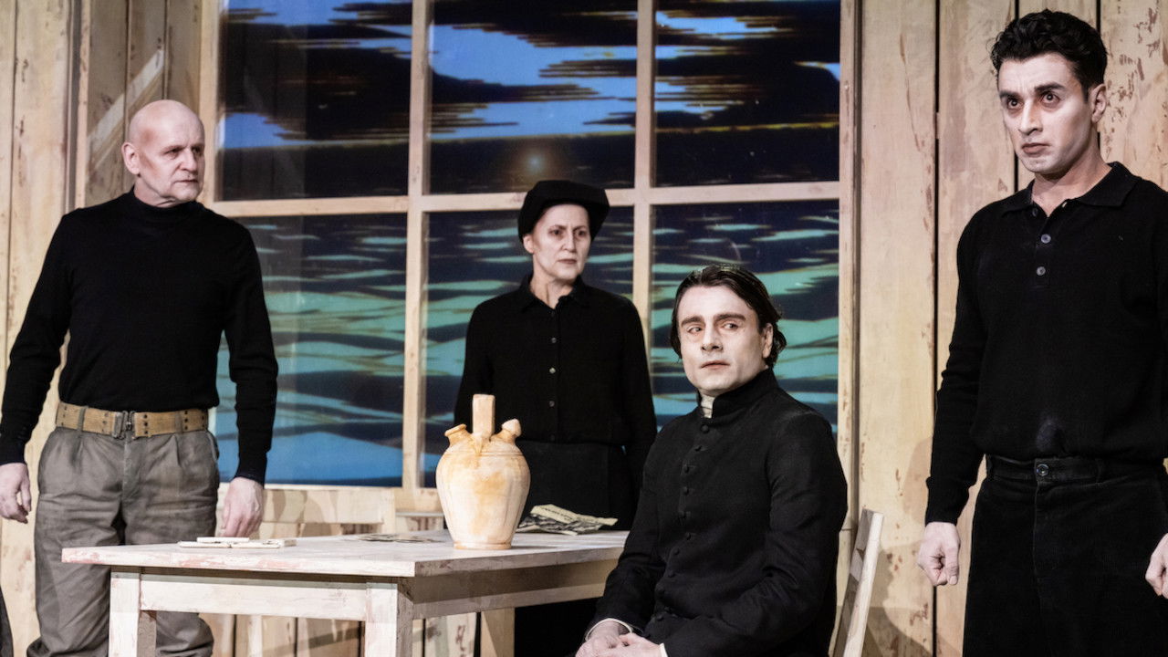 Die Gewehre der Frau Carrar / Würgendes Blei