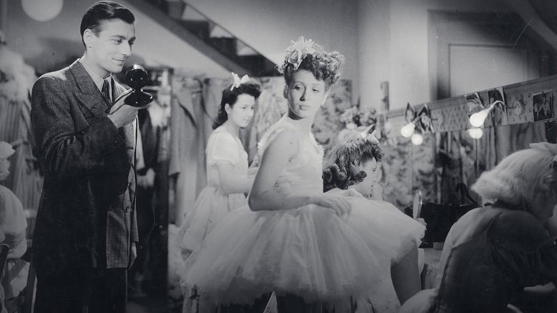 Good Evening Ladies, Good Evening Gentlemen