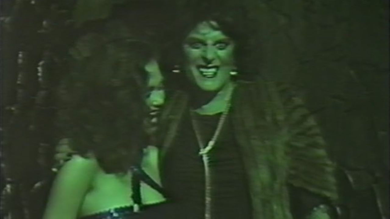 Night of the Living Babes