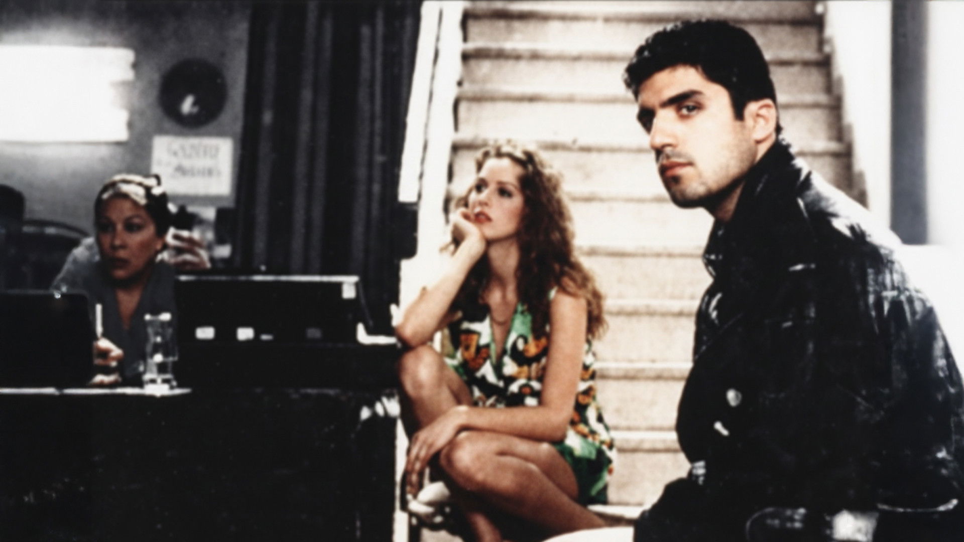 Loves with Gravity: Tell Her That I Love Her