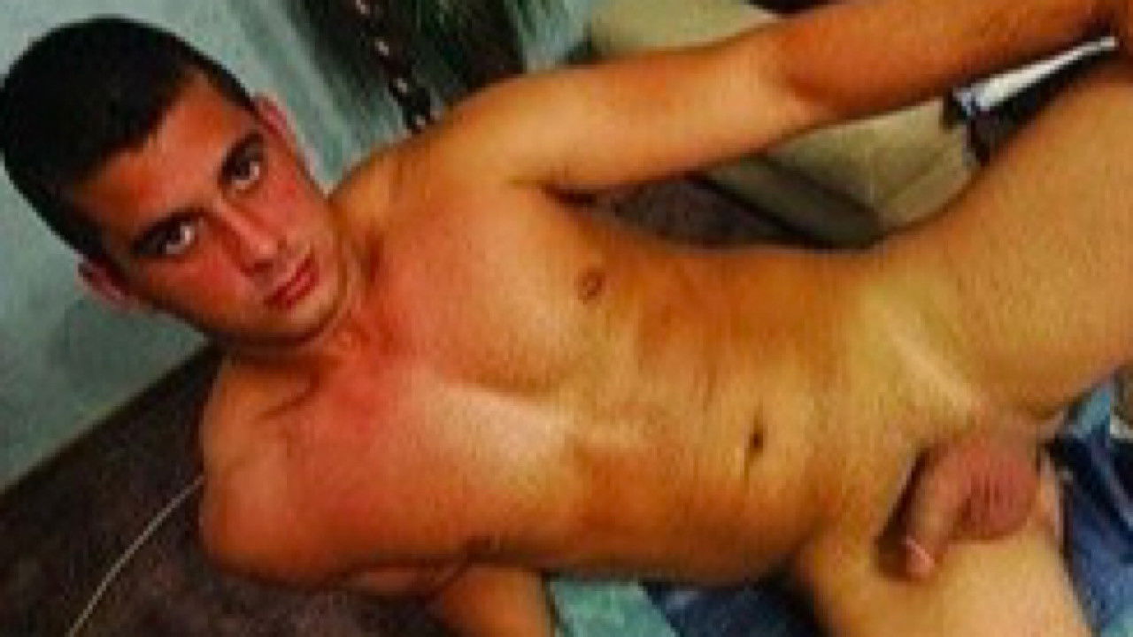 Amateur Cock Strokers