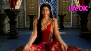 Indradev stabs Vritrasur