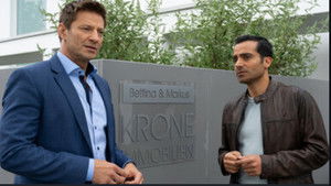 The broker from the lake