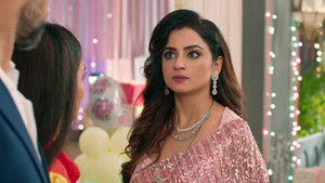 Shaina Threatens Rajneesh