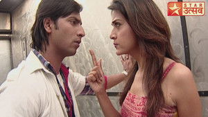 Naina Faints In The Ot