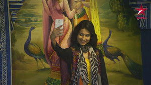 Nisha Receives The Appreciation Letter