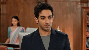 Hrithik Admires Munni