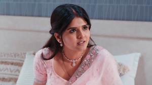 Khushi Faces Queenie's Schemes