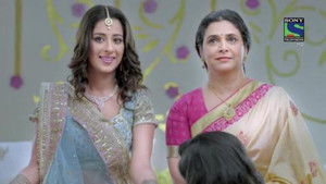 Sonakshi Admires Mr. Abhodro