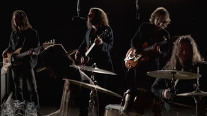 Julie Bowen/Lamorne Morris/My Morning Jacket