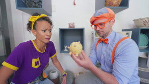 Blippi & Meekah's Messy Pottery
