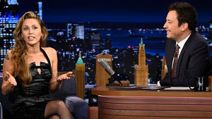 Miley Cyrus/Annie Murphy/Benson Boone