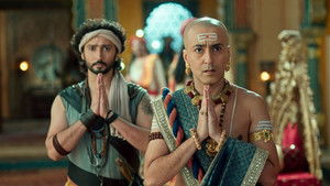 The Mystery Behind the Glasses Shattering!