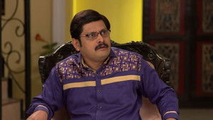 Vibhuti Hypnotises Angoori