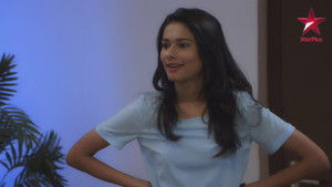 Nisha Books A Room For Chandra