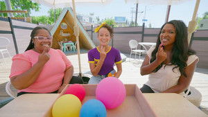 Meekah Learns How to Sign Colors in ASL