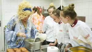 Episode 12 - Czarny Domek