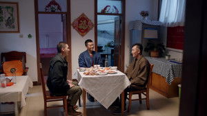 Lü Zheng and Xia Zhuo Discover Ouyang Jun's Mistake