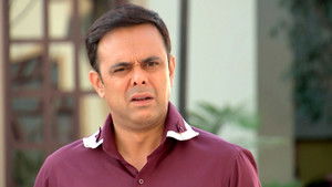 Ojha Sells Vegetables