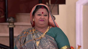 Amma Ji Believes Angoori is Pregnant