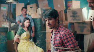 Shiva, Raavi In Trouble