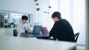 I Wonder If You Feel the Same Way as I Do