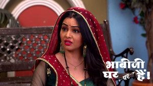 Saxena Falls In Love With Champa