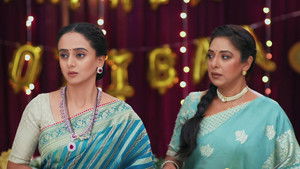 Anupama Grows Suspicious