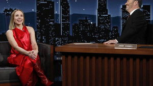 Kristen Bell; Ike Barinholtz