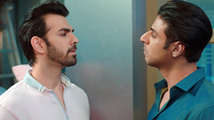 Rohit Humiliates Sumit