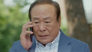 Like a Mother to the End, Like a Fighter to the End (2)