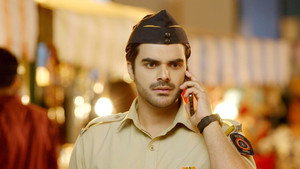 Shanaya Takes Chirag's Help