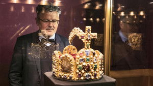 Commonalities and Division