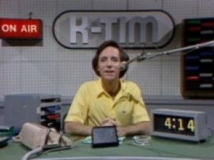 Elliott Gould/Gary Numan