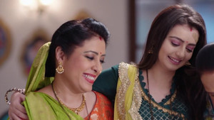 Jaanki and Mamta Slap Natasha