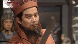 Dǒng Zhuó Domineers the Capital