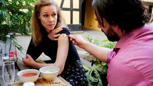 Signe Molde sætter tv-eksperimentet i gang