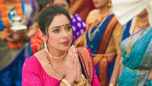 Anupama Confronts Prakash