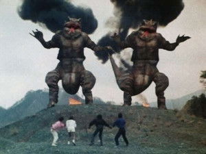 Attack! The Huge Lizards